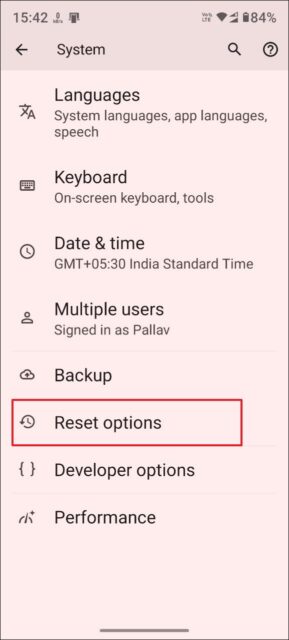 در صفحه سیستم، روی «Reset options» ضربه بزنید.