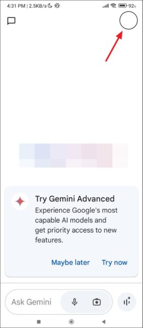 Gemini را باز کنید و روی عکس نمایه خود در بالا سمت راست ضربه بزنید.